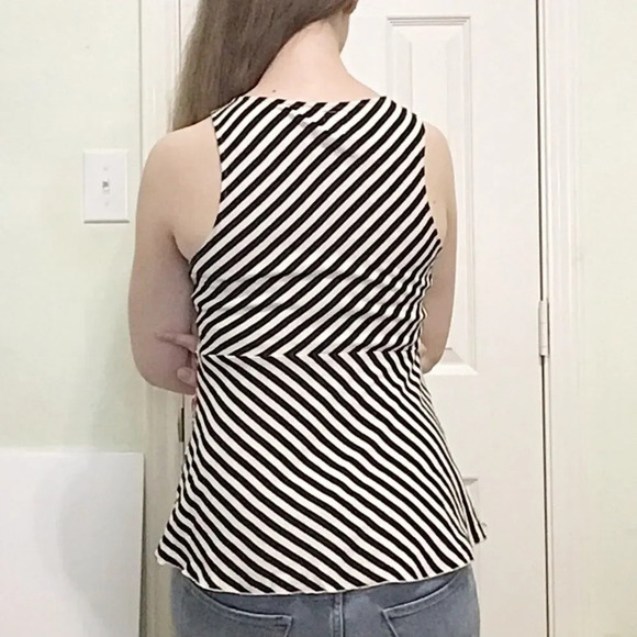 Sleeveless Silk Anthropologie Top Size Medium - Picture 3 of 5